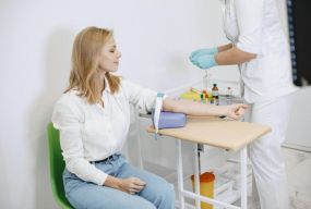 Весна — час подбати про себе: які обстеження варто пройти жінкам