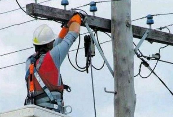 Внаслідок негоди на Житомирщині знеструмлено 91 населений пункт