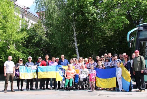 «Bus of Heroes» вирушив у подорож