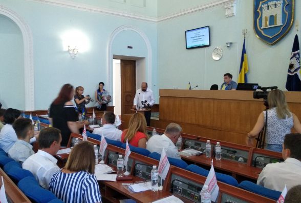 Кошти на підвищення зарплат педагогічним працівникам дитячих садків та позашкільних навчальних закладів Житомира є