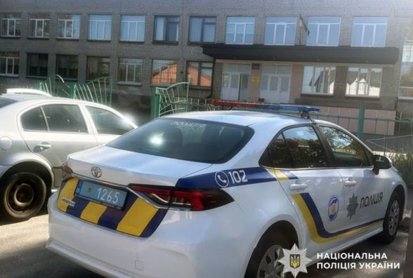 У Бердичеві учениця принесла в гімназію дві навчальні гранати: стався вибух