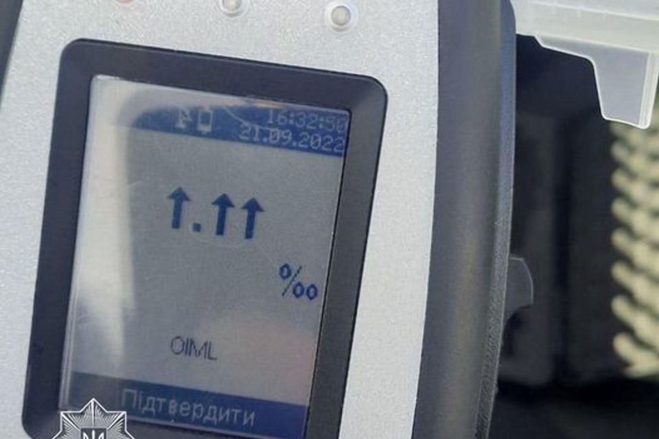 На автодорозі Київ — Ковель — Ягодин зупинили тракториста з 5 проміле алкоголю у крові