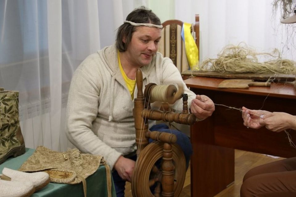 До Дня соборності України у Житомирі усі охочі зможуть долучитися до прядіння «нитки єдності»