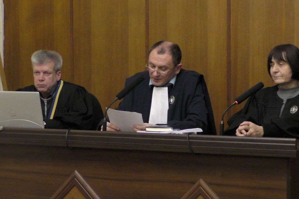 У Корольовському районному суді міста Житомира продовжується судовий розгляд справи щодо жахливих події в Радомишлі
