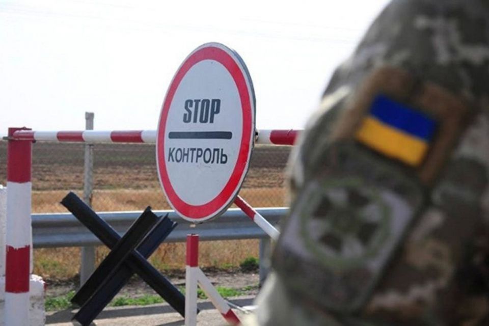 Змістовно від МОЗ: Українці мають право перетинати державний кордон, прямуючи на лікування за межі України