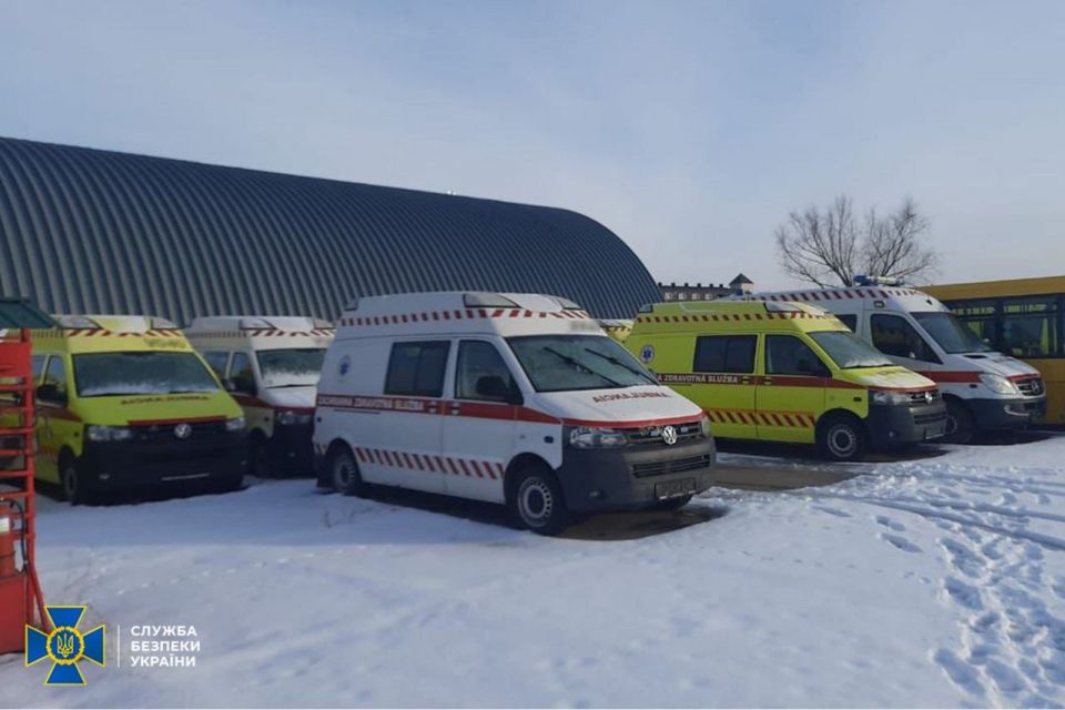 На Житомирській митниці викрили корупційну схему із ввезенням в Україну автомобілів