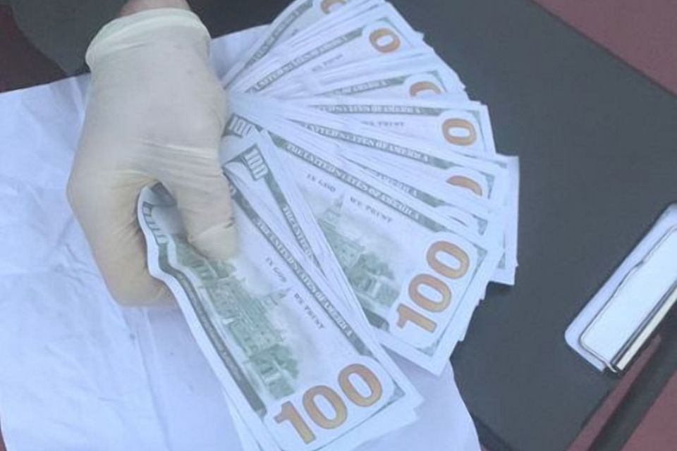 42-річний бердичівлянин продавав автомобілі, ввезені в Україну як допомога ЗСУ