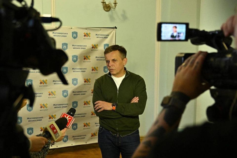 Сергій Сухомлин склав повноваження міського голови