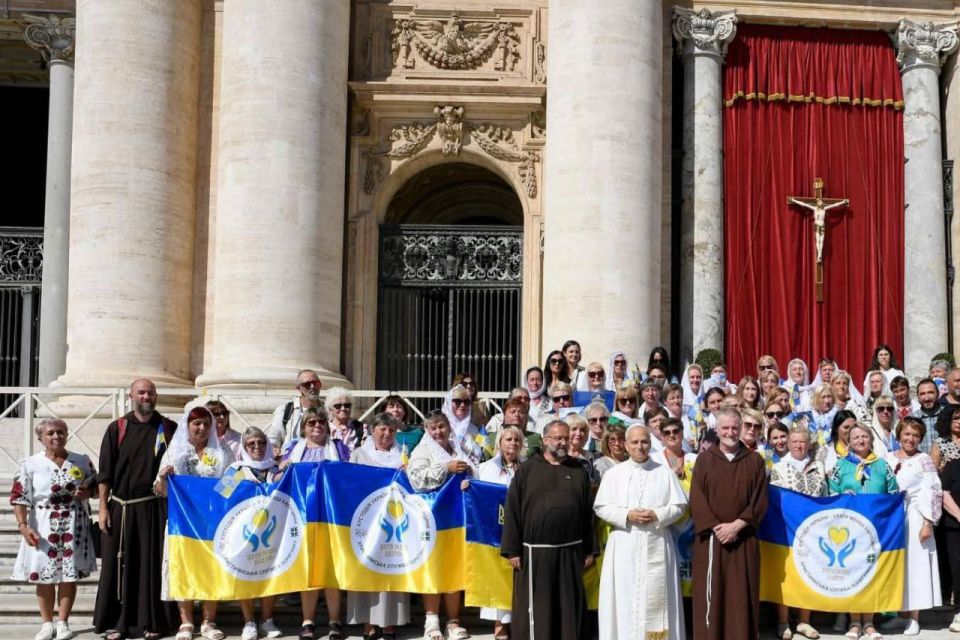 Матері та дружини загиблих Героїв із Житомирщини здійснили паломництво до Італії та зустрілися з Папою Римським