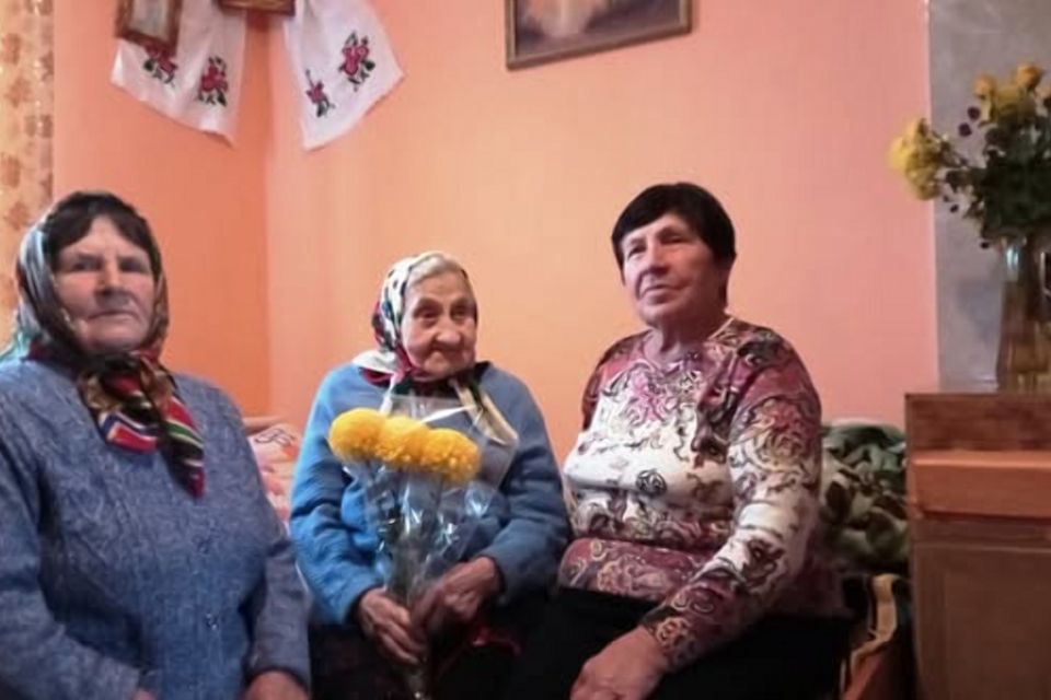 Жителька Пулинської громади Анастасія Левкович відзначила 102 роки