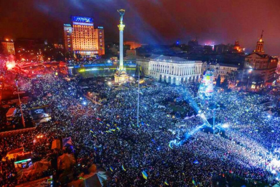 Сьогодні Україна відзначає День Гідності та Свободи