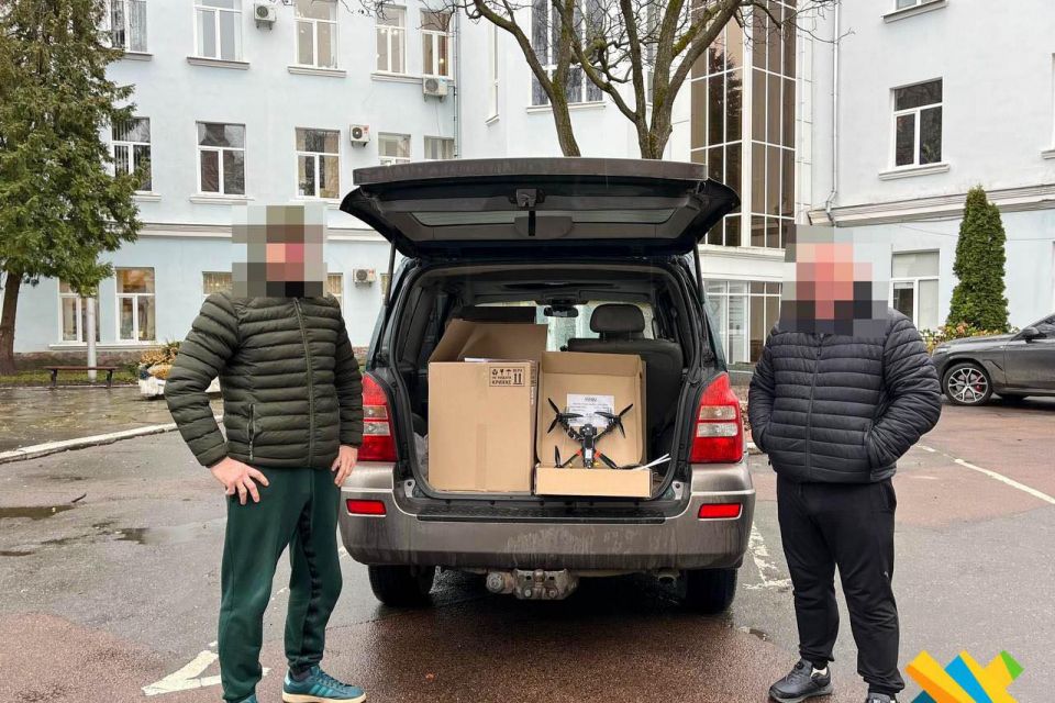 Житомирська громада передала на фронт обладнання на 300 000 грн