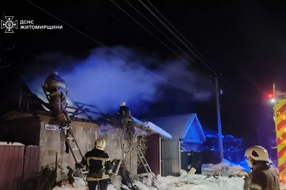 На Коростенщині рятувальники ліквідували пожежу у лазні