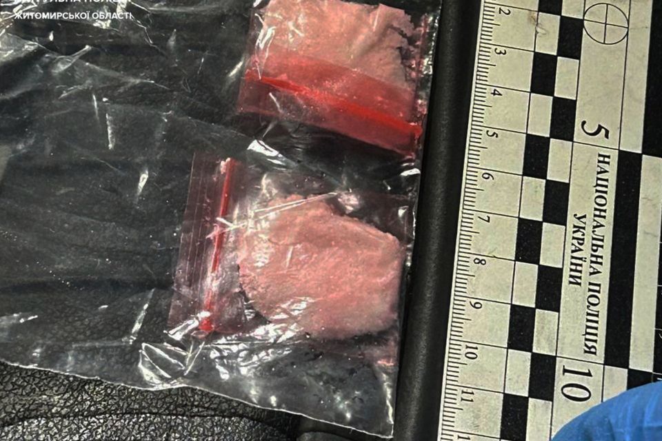 На дорозі Київ — Ковель — Ягодин патрульні виявили чоловіка з амфетаміном