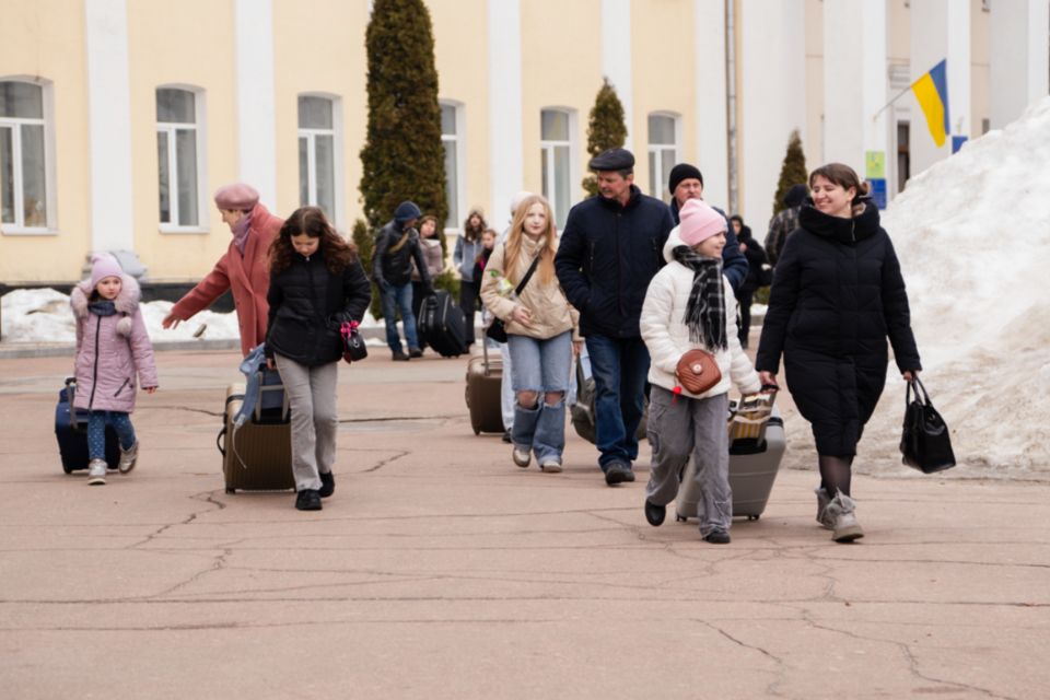 Діти Житомирщини відправилися на оздоровлення та відпочинок до Артеку