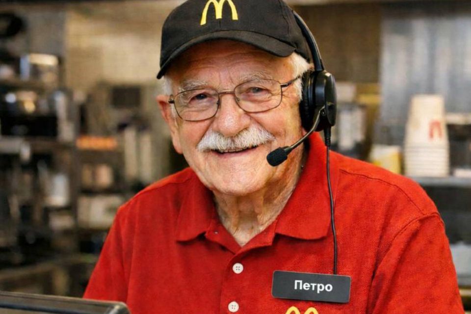 Українцям доведеться працювати довше: як демографічна криза може вплинути на Житомирщину