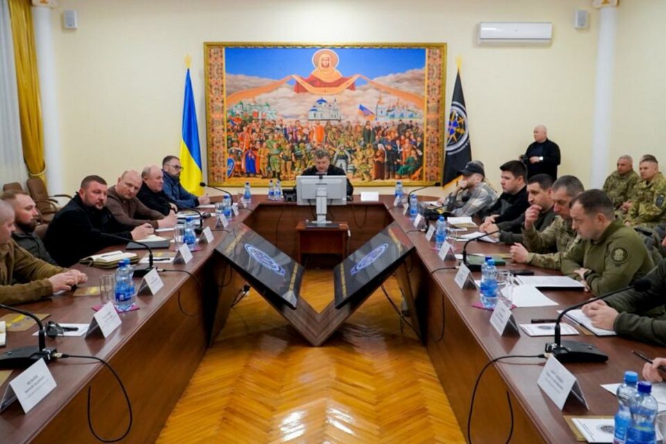 Продовжуємо працювати над посиленням оборони області, — Віталій Бунечко