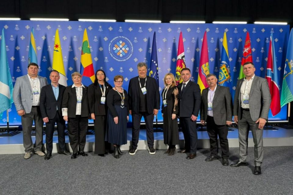 Сьогодні разом із керівниками громад Житомирщини взяли участь в роботі Конгресу місцевих та регіональних влад при Президентові України, — Віталій Бунечко