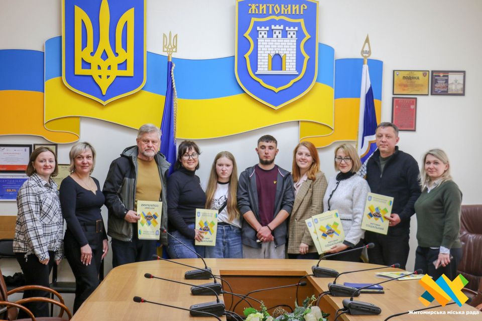 У Житомирі підписали ще два тристоронні договори про наставництво