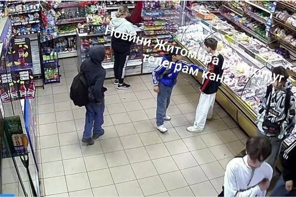 Поліцейські знайшли підлітків, які розпилили сльозогінний газ в магазині на Крошні