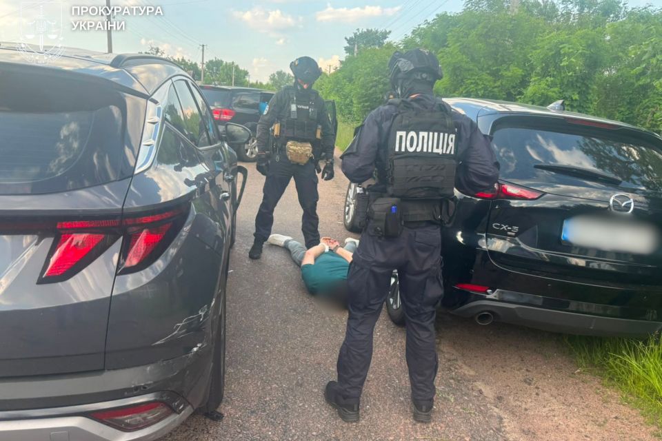 Повідомлено про підозру посадовцю Держпродслужби в області  в одержанні 90 тис. грн хабаря за видачу посвідчень трактористів-машиністів без навчання