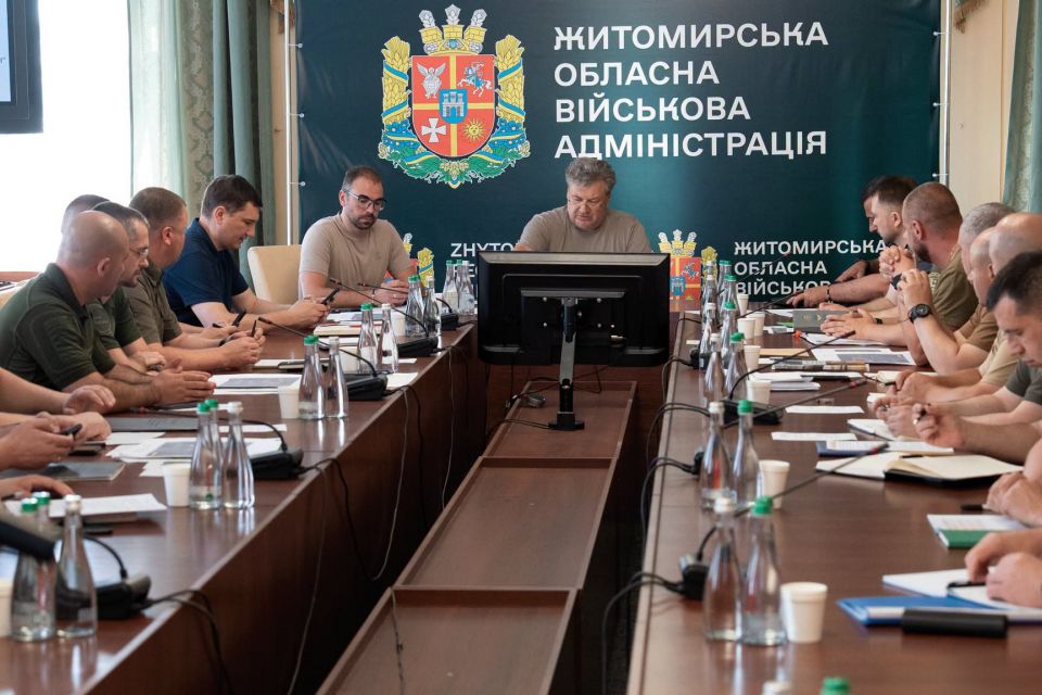 Начальник Житомирської ОВА провів нараду щодо посилення обороноздатності державного кордону на півночі області