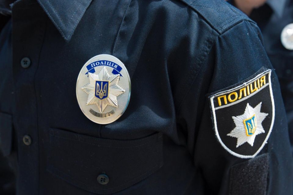 Коростишівські поліцейські розслідують незаконне поводження з холодною зброєю