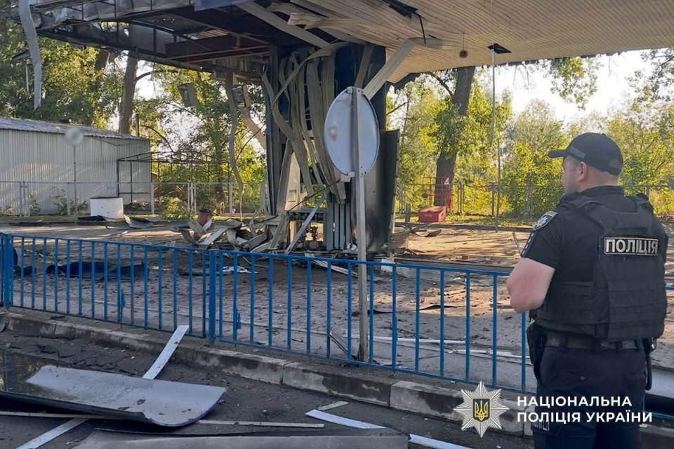 У Малині поліція працює на місці ворожого обстрілу