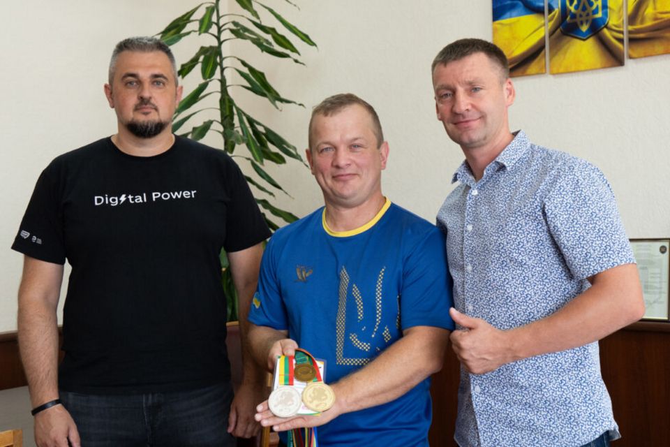 Срібло та золото Європи: житомирянин Андрій Баленков здобув дві нагороди на Чемпіонаті Європи з пауерліфтингу