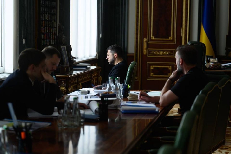 Зеленський попередив про підготовку РФ до масованого удару: Житомир також серед можливих цілей