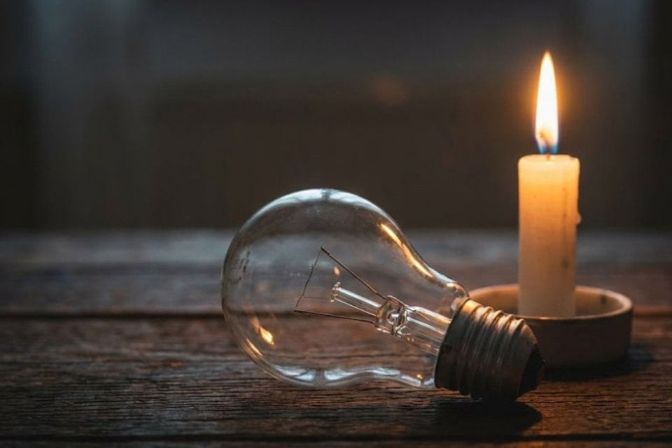 Відключеними від енергопостачання залишаються понад 900 населених пунктів області - Віталій Бунечко