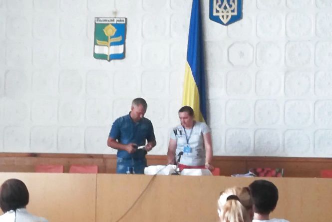 Житомирщина: після публікацій у ЗМІ у ВО №66 знайшлися «загублені» 9 з 59 печаток дільничних комісій