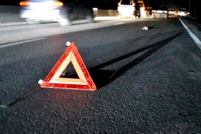 Нічна ДТП у Бердичівському районі: автомобіль у кюветі, водій — у реанімації