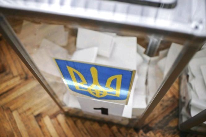 Поліцейські Житомирщини нагадують про встановлені законом обмеження під час передвиборної агітації