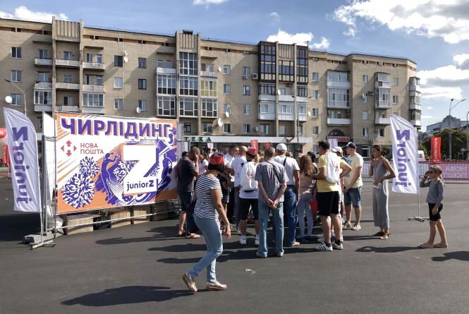 Навчив грати в флорбол і розповів про черлідінг: Педан у Житомирі