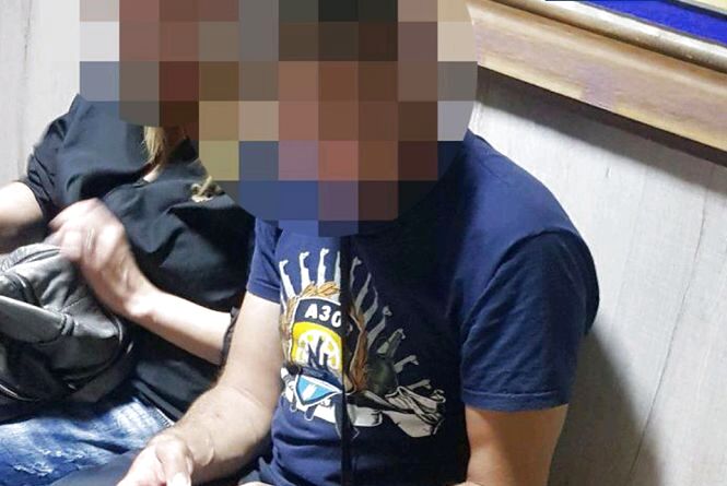 Чоловіка, котрий знаходився в розшуку, виявили патрульні під час перевірки документів