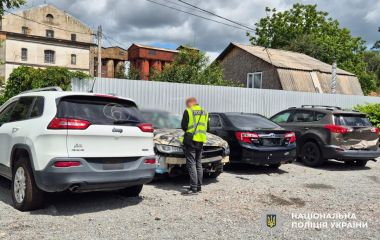 26-річний житомирянин ошукав бажаючих придбати авто з-за кордону майже на 10 млн грн