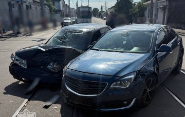 У зв’язку з ДТП  на перехресті Бориса Тена та Івана Мазепи, рух трамваїв обмежено!