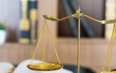 На 7 років засуджено грабіжника з Бердичева, який відібрав у знайомого гаманець з 3500 грн