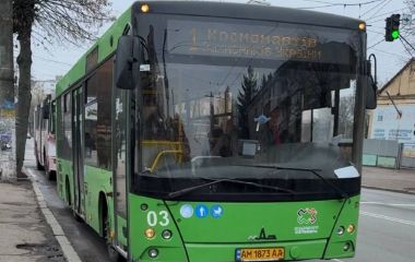 На маршрутах №1 та №33 вже працюють нові перевізники