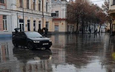 Чого б не подрифтувати на Михайлівській? Або як безкарність і показуха стають нормою в Житомирі