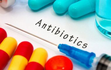 Невидима небезпека: що варто знати про антибіотики