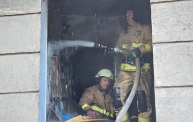 У Житомирі сталася пожежа, коли чоловік намагався приготувати їжу за допопогою газового балона