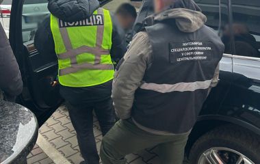 Бердичівлянин «гарантував» знайомому інвалідність за 3 000 доларів: фігурант отримав підозру