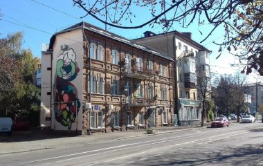 Прокуратура стала на захист «будинку-серця» у Житомирі:вимагає знесення об’єкту самочинного будівництва