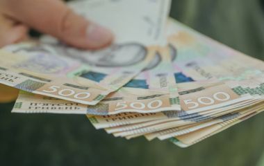 Родина Соловйових, яка втратила дитину і будинок внаслідок російської атаки, отримає допомогу 100 тис. грн