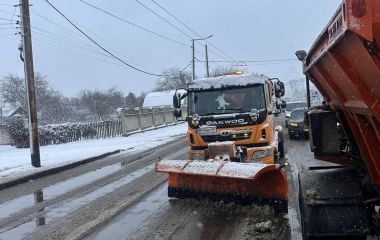У Житомирі сніжить — комунальні служби працюють у посиленому режимі