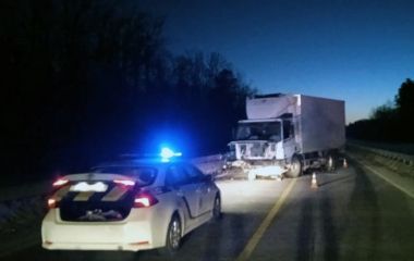 Подробиці ДТП біля Кам’янки: травмовано водія мінівена