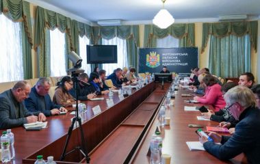 У Житомирській ОВА обговорили розвиток місць тимчасового проживання для ВПО