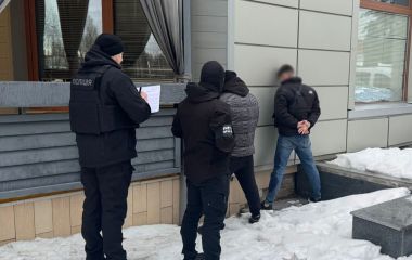 «Оберіг» за 5600 доларів: на Житомирщині викрили чергову корупційну схему ухилення від призову